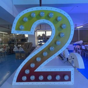 Custom 2Ft 3Ft 4Ft Light Up Metal Numbers And Letters